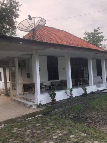 Slawi Kulon House