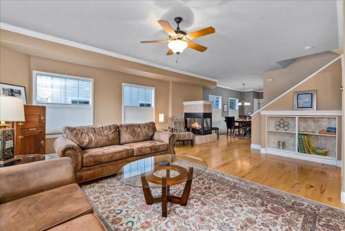 Spacious 3 Story Home in the Boise Foothills near Morrison-Knudsen Vadaspark