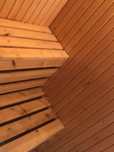 Comfortabel Zweeds huis met sauna en houtkachel. in Johannisholm