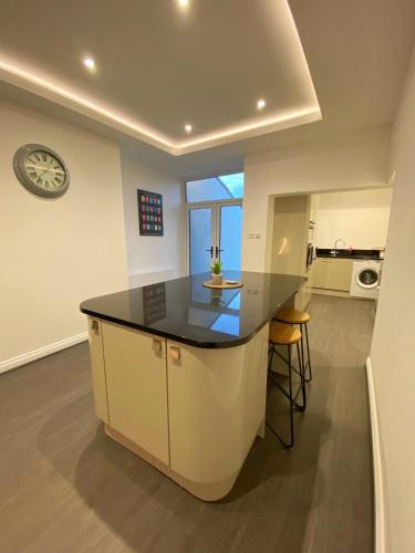 A spacious & modern 3-bed home, Blackburn (foto 3)