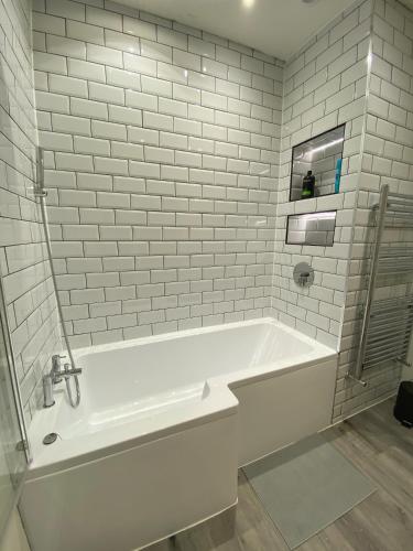 A spacious & modern 3-bed home, Blackburn (foto 5)
