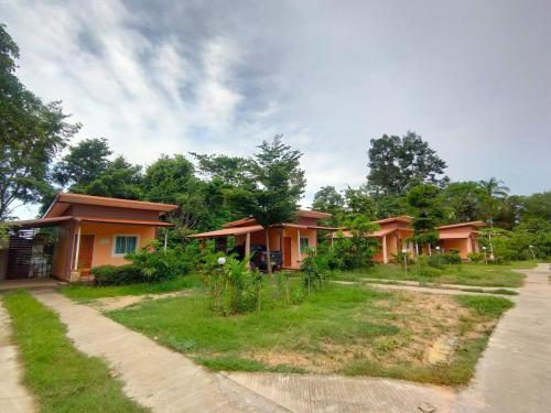 Tungngoen Resort Mukdahan