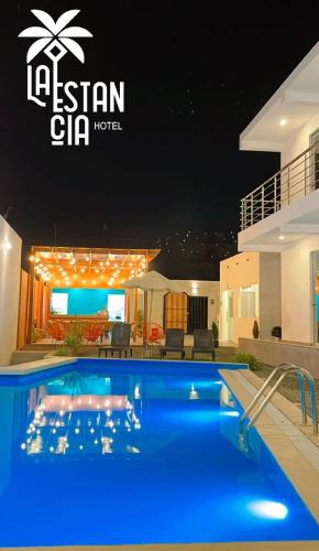 Swimming pool, La Estancia Hotel in Ica