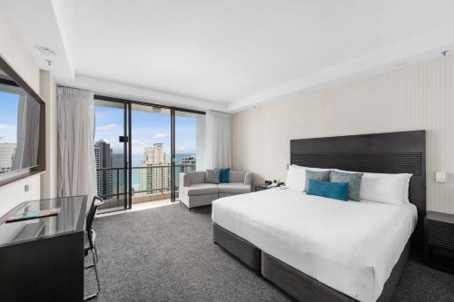 Crowne Plaza Surfers Paradise, an IHG Hotel