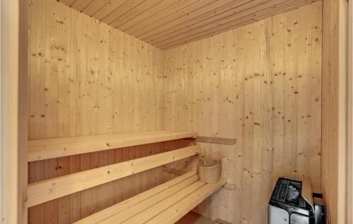 Lovely Home In Spttrup With Sauna