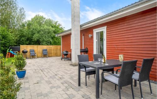  Awesome Home In Grevinge With Wifi And 2 Bedrooms in Grevinge