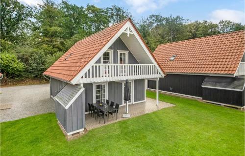 Cozy Home In Grsten With Kitchen