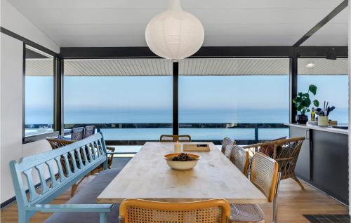 廚房, Gorgeous Home In Asnæs With Wifi in 福勒維伊勒基克比