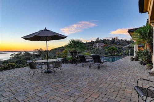 El Dorado Hills Villa Overlooking Folsom Lake