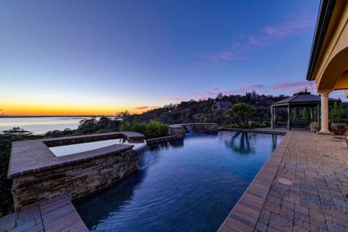 El Dorado Hills Villa Overlooking Folsom Lake