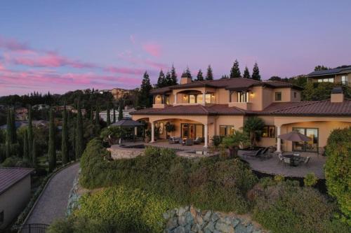 El Dorado Hills Villa Overlooking Folsom Lake