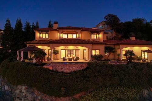 El Dorado Hills Villa Overlooking Folsom Lake