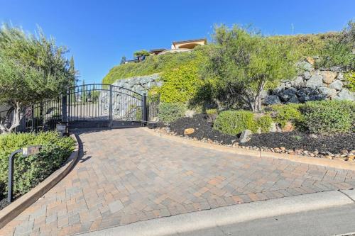 El Dorado Hills Villa Overlooking Folsom Lake