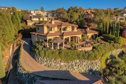 El Dorado Hills Villa Overlooking Folsom Lake