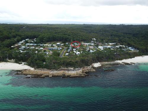 Tiptoe Hyams Beach