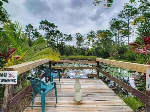 Nature Lovers Oasis in Malabar, USA