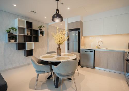 keittiö, Nasma Luxury Stays - The Grand, Dubai Creek Harbour in Dubai Festival City