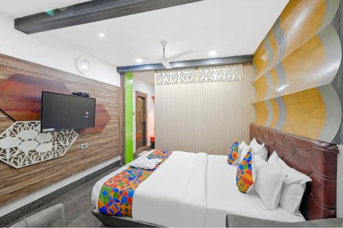 FabHotel Prime Middleton - Nr Niladri Vihar Square