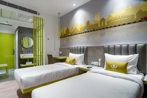 room detail thumbnail 0