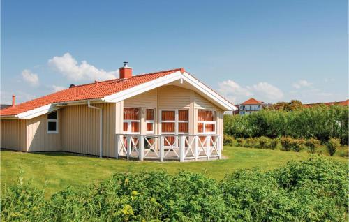 Ferienhaus mit Sauna und Whirlpool in Friedrichskoog Spitze Strandpark 4