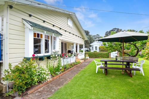 . Whare Nui on Rennie - Thames Holiday Home