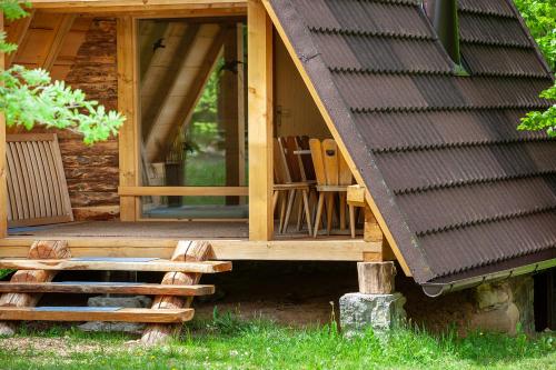 Deroh Forest Glamping - Chalet - Črnomelj