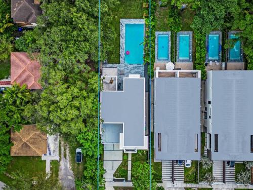 Modern Villa w/ Resort Amenities & Salt Water Pool in Miami, USA