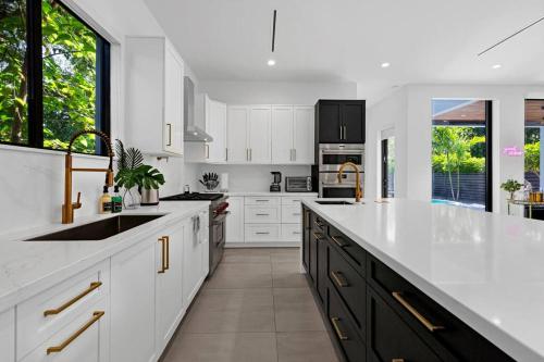 Modern Villa w/ Resort Amenities & Salt Water Pool in Miami, USA