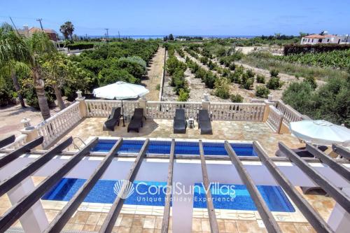 Fabulous Villa In Coral Bay Near Beach, Amenities, Peyia (Foto 6)