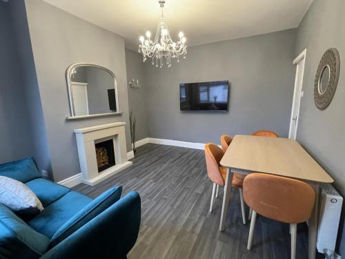 Moda House Wigan - Beautiful 4 Bed Property