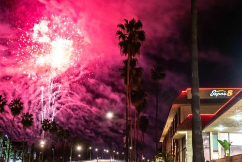 Super 8 by Wyndham Anaheim/Disneyland Drive in Anaheim, USA
