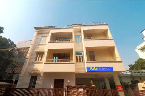 B&B Patna - FabExpress Buddha Residency - Bed and Breakfast Patna