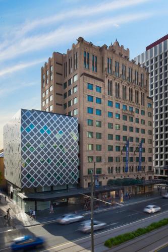 Mayfair Hotel Adelaide By IHG - 출입구