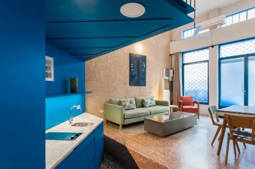 Architect designed studio with green rooftop! EP7L, Atény