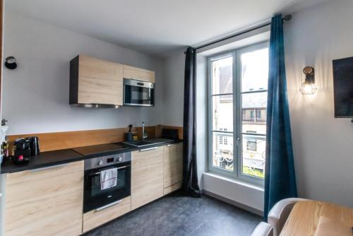 ห้องครัว, Sarlatitude, Studios & Chambres Climatisés (Sarlatitude, Studios & Chambres Climatises) in ซาร์ลา-ลา-กาเนดา