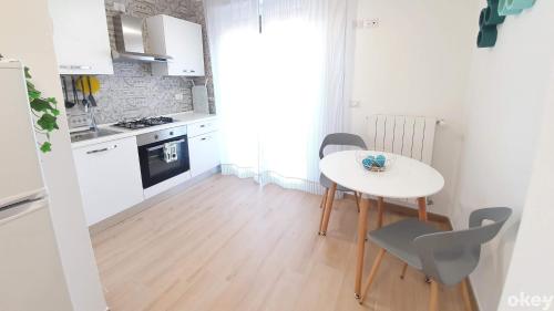 Blue Sky Rooftop Apartments - Bari Policlinico 5