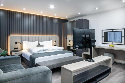 1 queen bed