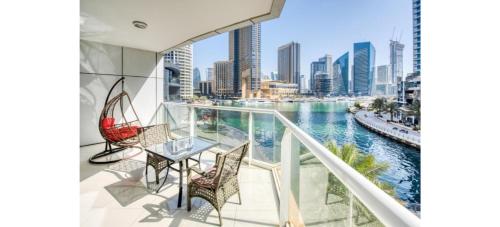 Luxurious 4-Bedroom Duplex VILLA Apartment near JBR, Дубай (фото 8)