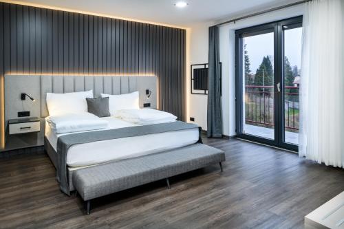  PARKHOTEL BRAUNAU - 24 Stunden Self Check-IN in Braunau am Inn