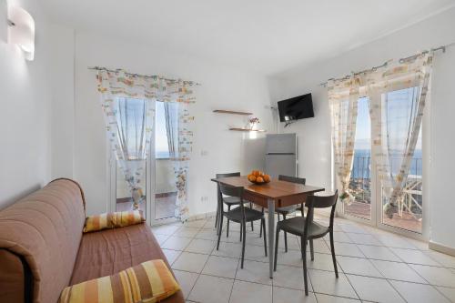  Casa Santi Appartamento Olivo, Unterkunft in Giustenice