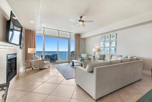Turquoise D706, Orange Beach