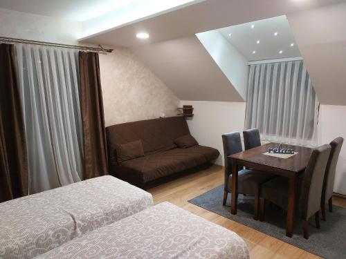 2 sofa beds