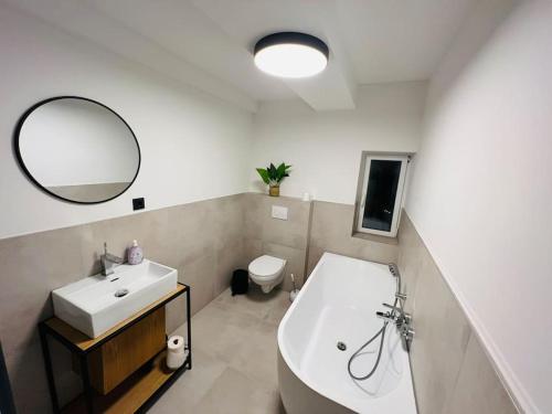 حمام, Traumhaus•7Beds•CoWorking•Wifi•3ParkingSpaces in ايرويت