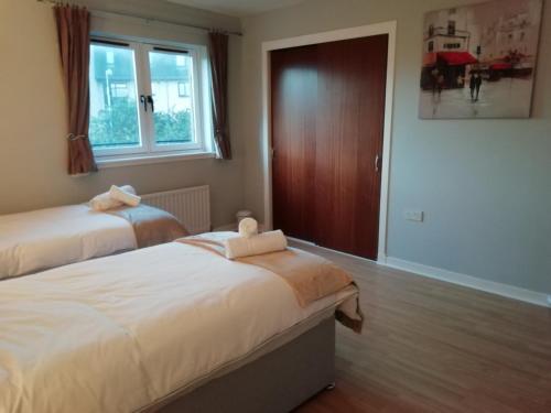 Carvetii - Iona House, 2nd floor apartment sleeps up to 6 in Kirkcaldy Central