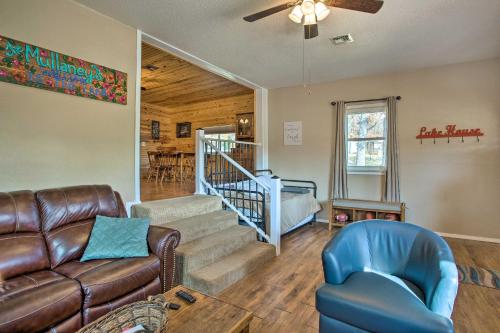 Kingston Getaway Less Than 2 Mi to Lake Texoma! in Kingston, USA