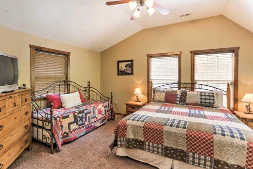 Elegant Branson Home Less Than 2 Mi to Silver Dollar City! - image 13