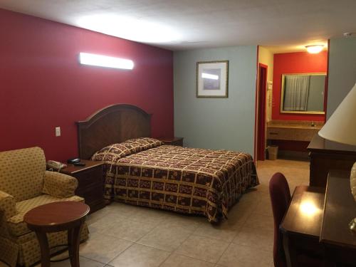 Texas Inn - image 5