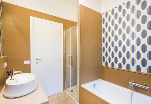VIS ROMAE Luxury Apartments, Рим (фото 10)