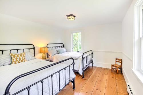 Pet-Friendly House with Deck - 10 Mi to Stowe Mtn! - image 10