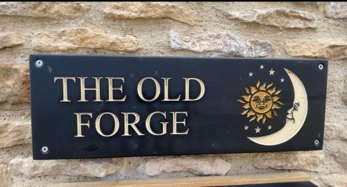 Folly Cottage & The Old Forge